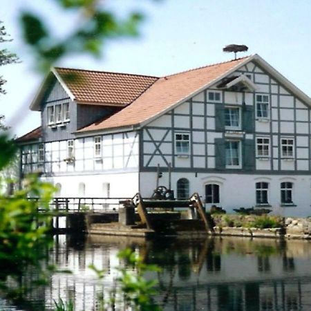 Wipperaublick In Der Oldenstaedter Wassermuehle Uelzen Exterior foto