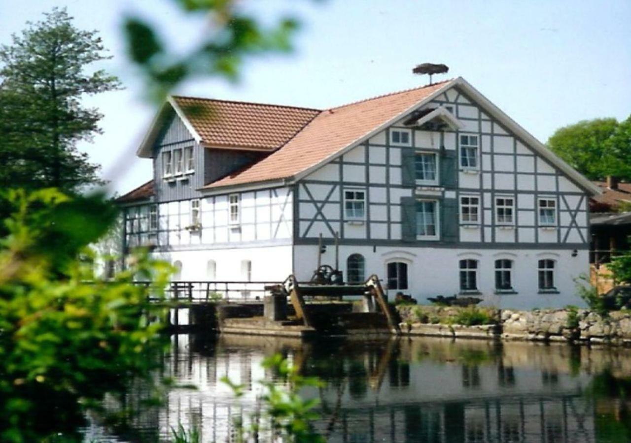 Wipperaublick In Der Oldenstaedter Wassermuehle Uelzen Exterior foto